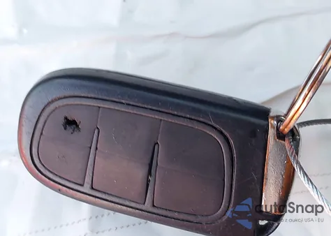 2016 Jeep Cherokee Latitude из США, поврежденный, VIN 1C4PJLCS0GW158842